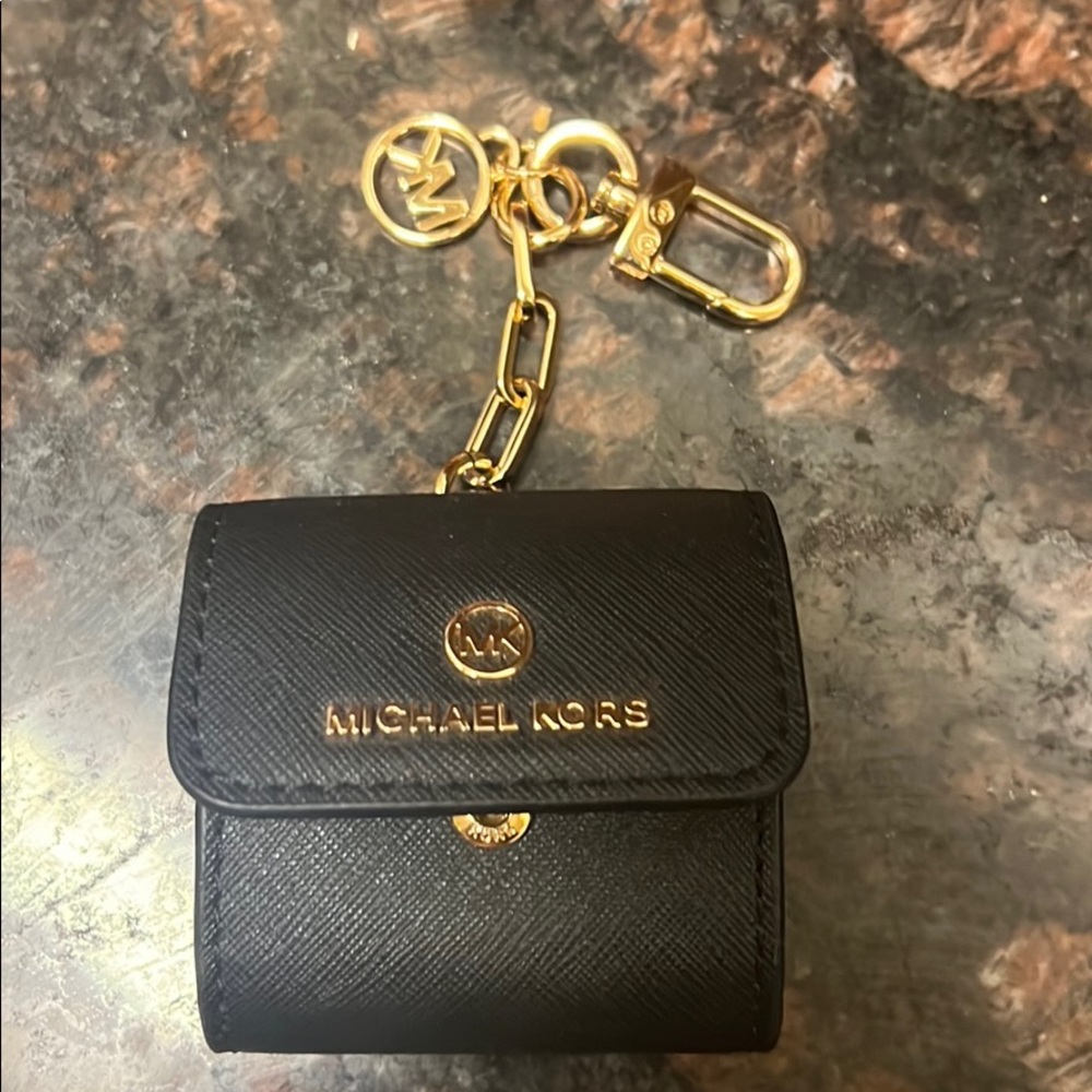 Michael Kors Clip case for AirPods